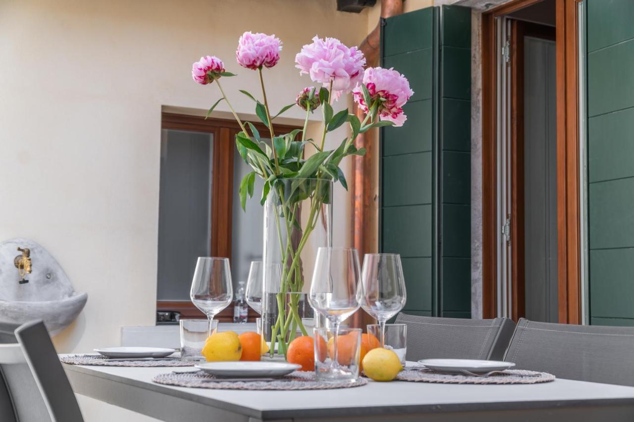 San Giacomo Dall'Orio Garden Apartment R&R Венеция Екстериор снимка