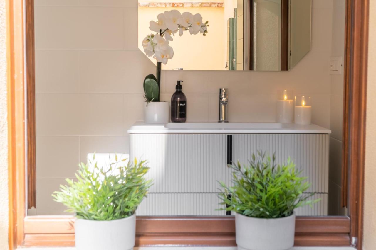 San Giacomo Dall'Orio Garden Apartment R&R Венеция Екстериор снимка