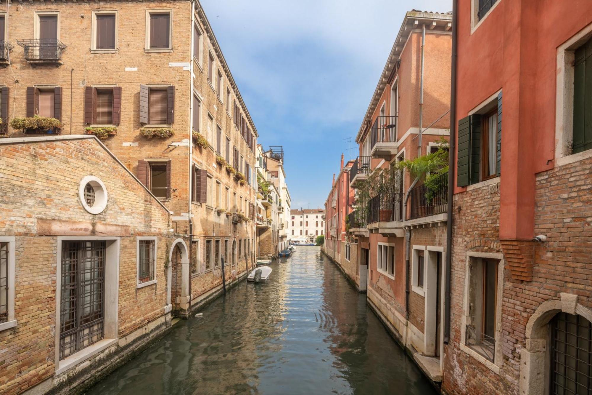 San Giacomo Dall'Orio Garden Apartment R&R Венеция Екстериор снимка